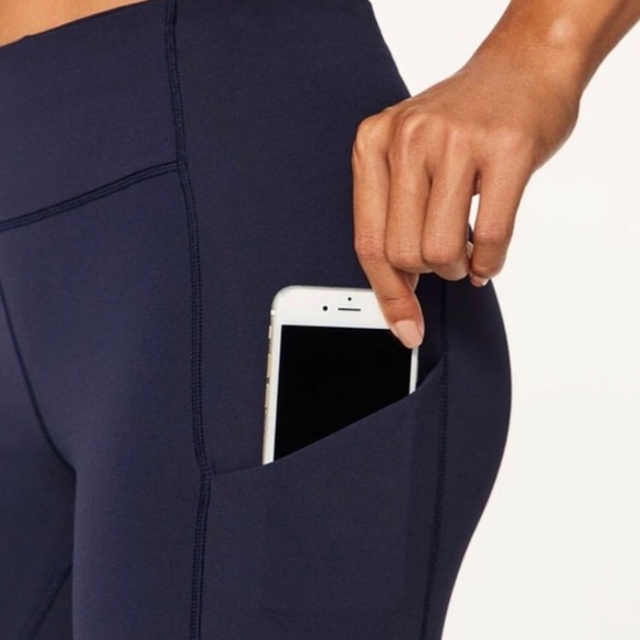 SOLDLululemon Speed Up Leggings - Picture 3 of 4